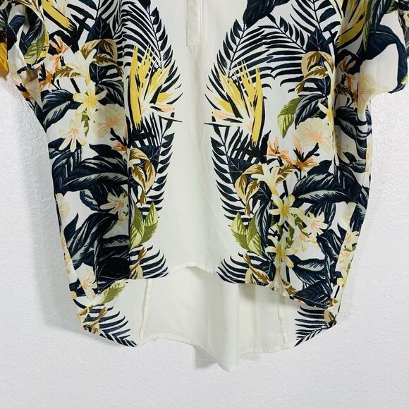 Rose & Olive Floral Oversized Short Sleeve Blouse Size Small Women’s - Picture 2 of 7